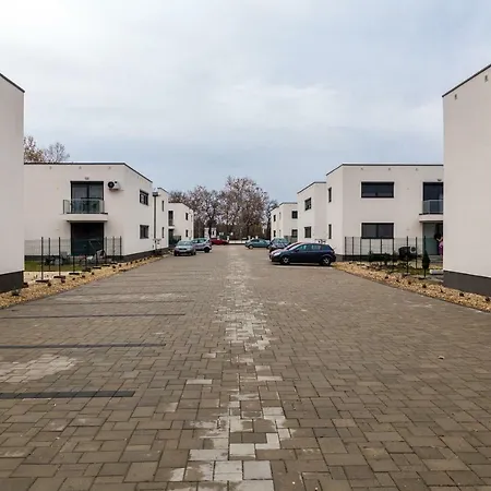 Defne Apartman Debrecen Exterior photo